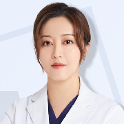 张诗若医生照片