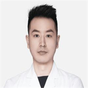 彭永红医生照片