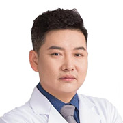 姜太东医生照片