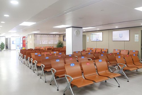 深圳爱尔眼科医院等候区 深圳爱尔眼科医院等候区