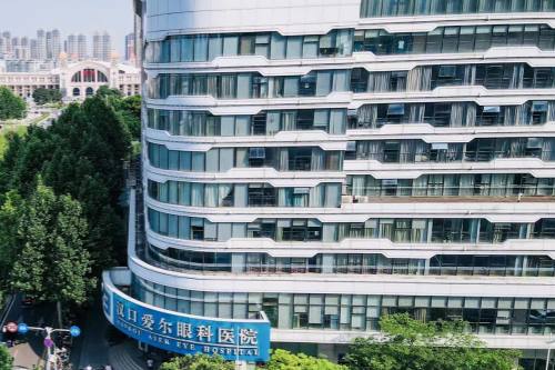 湖北武汉爱尔眼科汉口医院环境图