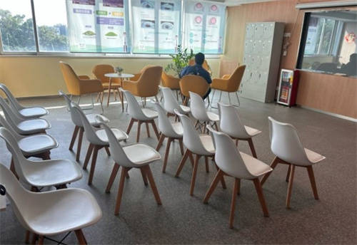 广州黄埔爱尔眼科环境图4