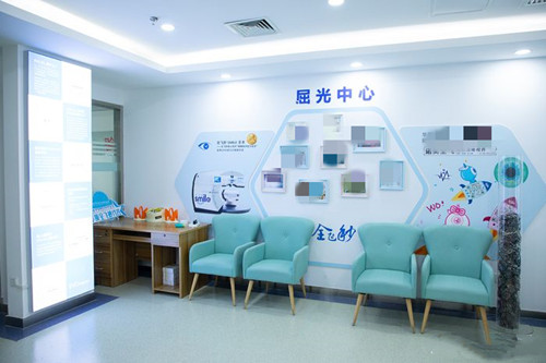 北京华厦民众眼科屈光中心等候区环境 北京华厦民众眼科屈光中心等候区环境