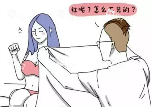 处女膜意外破裂后夫妻生活争吵的画面
