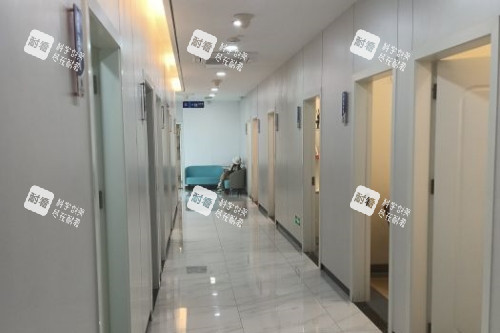 广州荔医医疗美容医院走廊