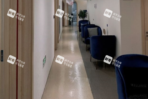上海芮雅整形走廊.jpg 上海芮雅整形走廊.jpg
