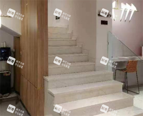 烟台美神整形楼梯环境图.jpg