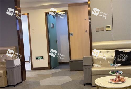 上海华美整形的休息区.jpg