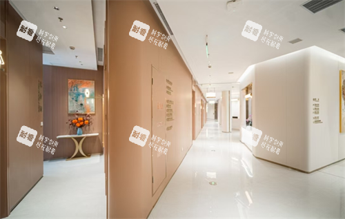 上海达尔姿整形过道.png