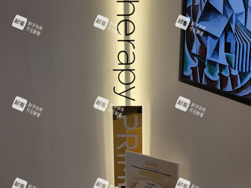 韩国Dr.NewCell 纽塞尔医生诊所(江南总店)手套.jpg 韩国Dr.NewCell 纽塞尔医生诊所(江南总店)手套.jpg