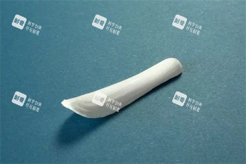 隆鼻手术用的膨体.jpg