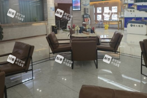 合肥曙光植发医院候诊区.jpg 合肥曙光植发医院候诊区.jpg