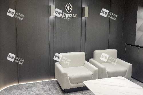 韩国reberry医院江南店休息区.JPG