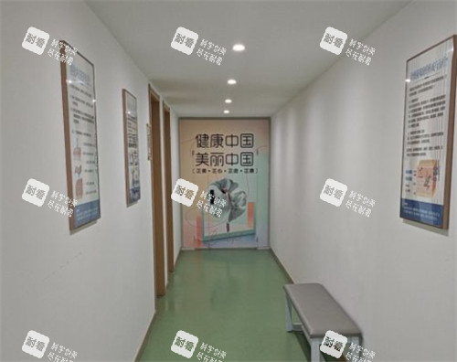 郑州大学第二附属医院正美整形走廊.jpg 郑州大学第二附属医院正美整形走廊.jpg