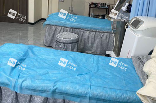 淮安华薇医疗美皮肤护理室.jpg 淮安华薇医疗美皮肤护理室.jpg