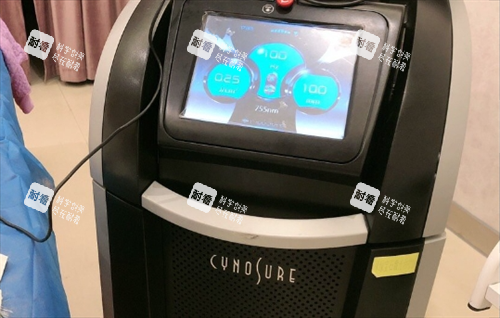 赛诺秀皮秒过程仪器展示.png 赛诺秀皮秒过程仪器展示.png