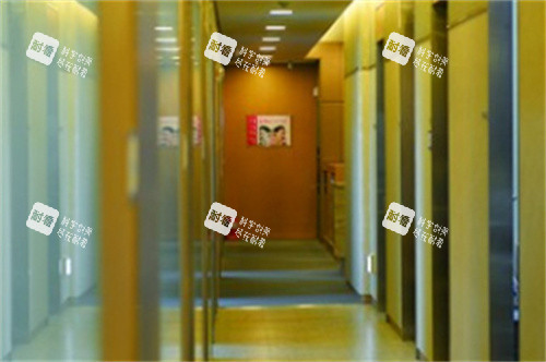 韩国延世STAR皮肤科走廊.jpg 韩国延世STAR皮肤科走廊.jpg