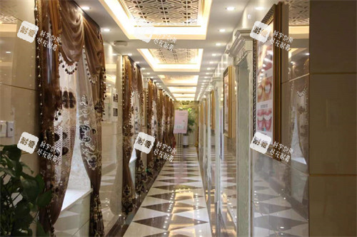威海荣成睿辰医疗美容走廊环境图.jpg