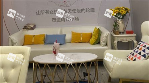 聊城医联美整形直播间环境图.jpg 聊城医联美整形直播间环境图.jpg
