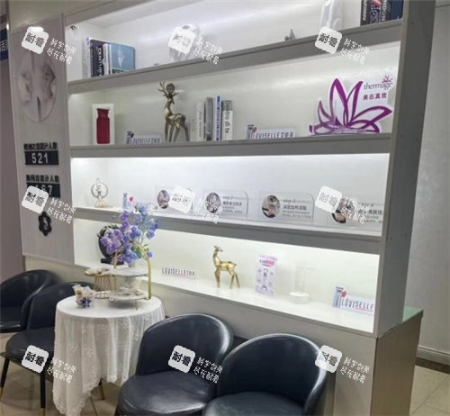 泉州海峡医疗美容展示墙.jpg 泉州海峡医疗美容展示墙.jpg