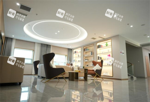 北京丽合医疗美容照片图.jpg