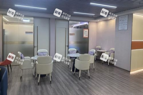 深圳鹏程整形医院等待区.jpg
