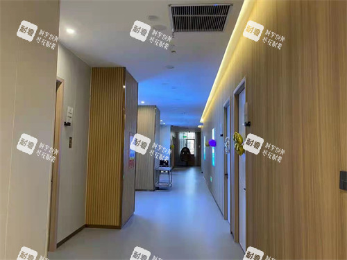 濮阳亚星智美医疗美容走廊环境.jpg 濮阳亚星智美医疗美容走廊环境.jpg