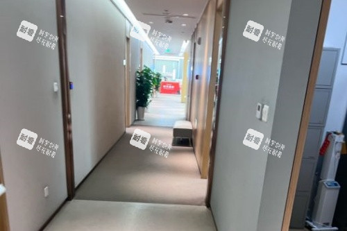 温州艺星整形走廊.jpg