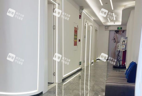 广州焕新颜医疗美容走廊环境图.jpg 广州焕新颜医疗美容走廊环境图.jpg