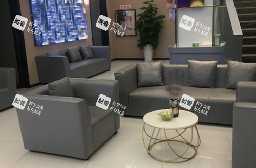 怀化美蒂珂医疗美容大厅休息区.jpg