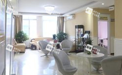 广州广大医院内部休息区环境.jpg 广州广大医院内部休息区环境.jpg