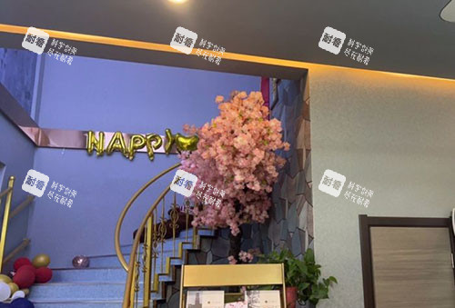 保定驭颜医疗美容二楼入口.jpg 保定驭颜医疗美容二楼入口.jpg