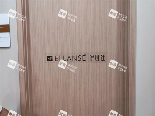 北京蕾士悦容医疗美容门口示意图.jpg 北京蕾士悦容医疗美容门口示意图.jpg
