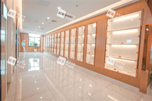 南宁东方医疗美容医院环境展示.jpg