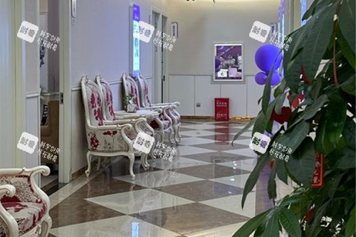 泸州韩美整形内部过道环境.jpg