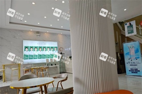 广州米伦整形大厅环境.jpg