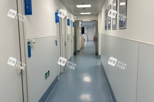 上海伯思立医疗美容医院走廊.jpg 上海伯思立医疗美容医院走廊.jpg