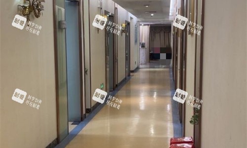 佛山曙光金子整形走廊图展示.jpg
