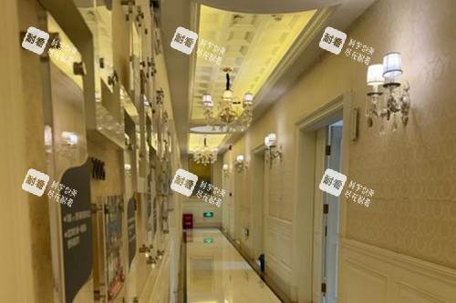 南宁华美整形走廊环境图.jpg 南宁华美整形走廊环境图.jpg
