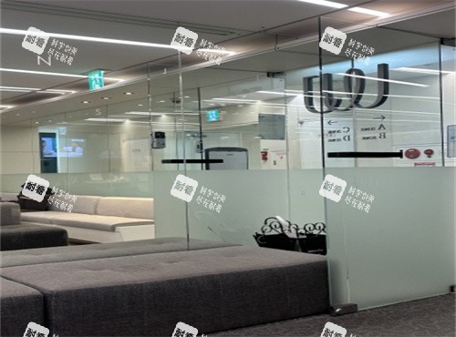 韩国原辰整形外科医院室内环境.jpg