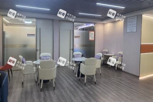 深圳鹏程整形医院等待区.jpg