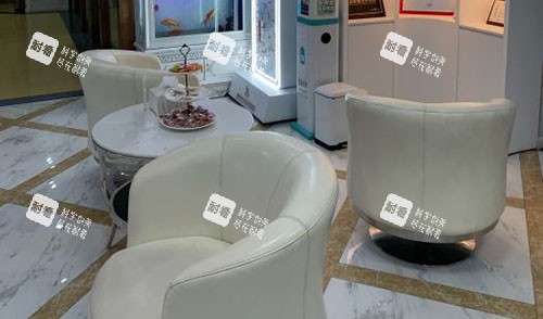 惠州时光医疗美容大厅休息区.jpg 惠州时光医疗美容大厅休息区.jpg