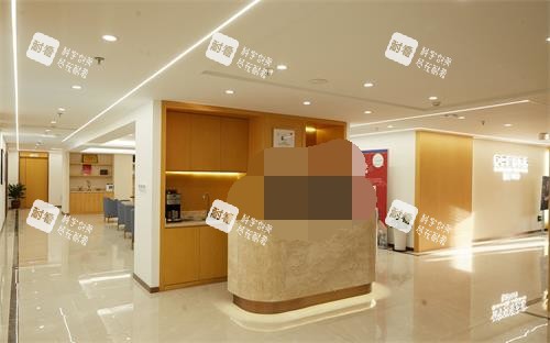 温州和平整形三楼前台环境.jpg 温州和平整形三楼前台环境.jpg